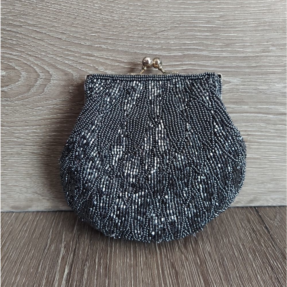 Vintage La Regale Gray Beaded Kiss Lock Mini Handbag / Coin Pouch - Picture 1 of 10